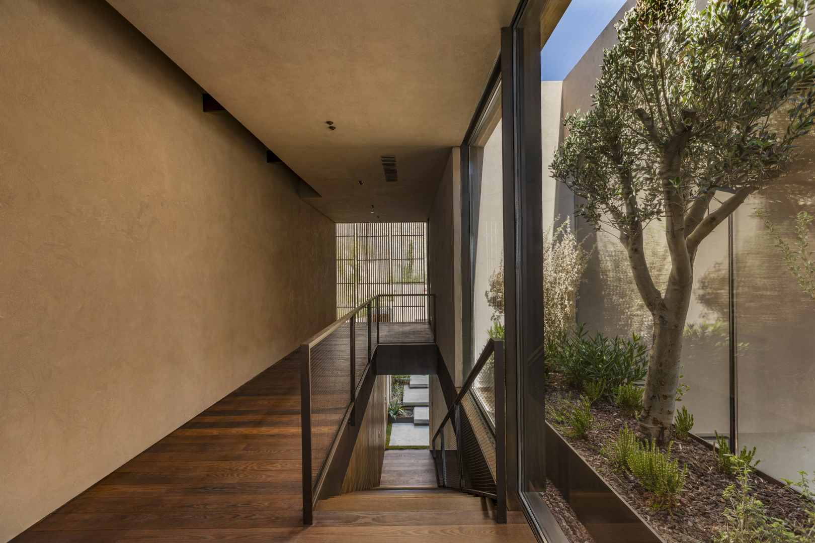 Lujo Presidential Villa